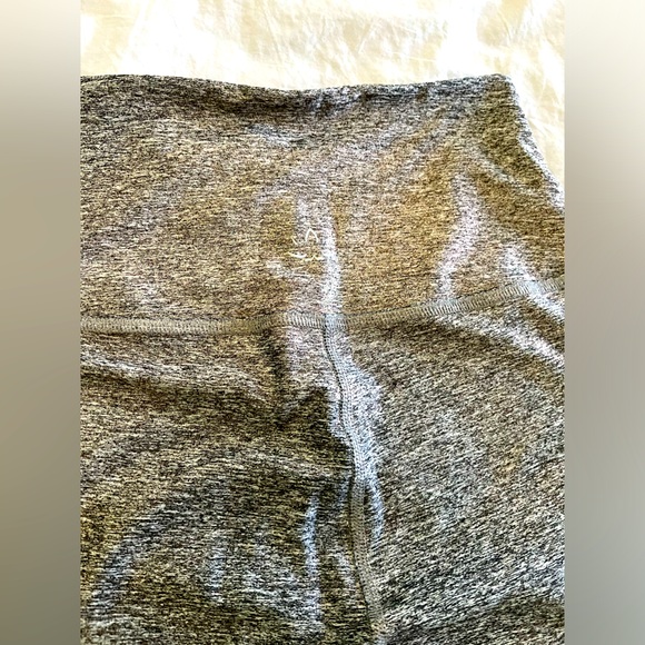 Beyond Yoga Shine High-waisted Midi Legging - Picture 7 of 8